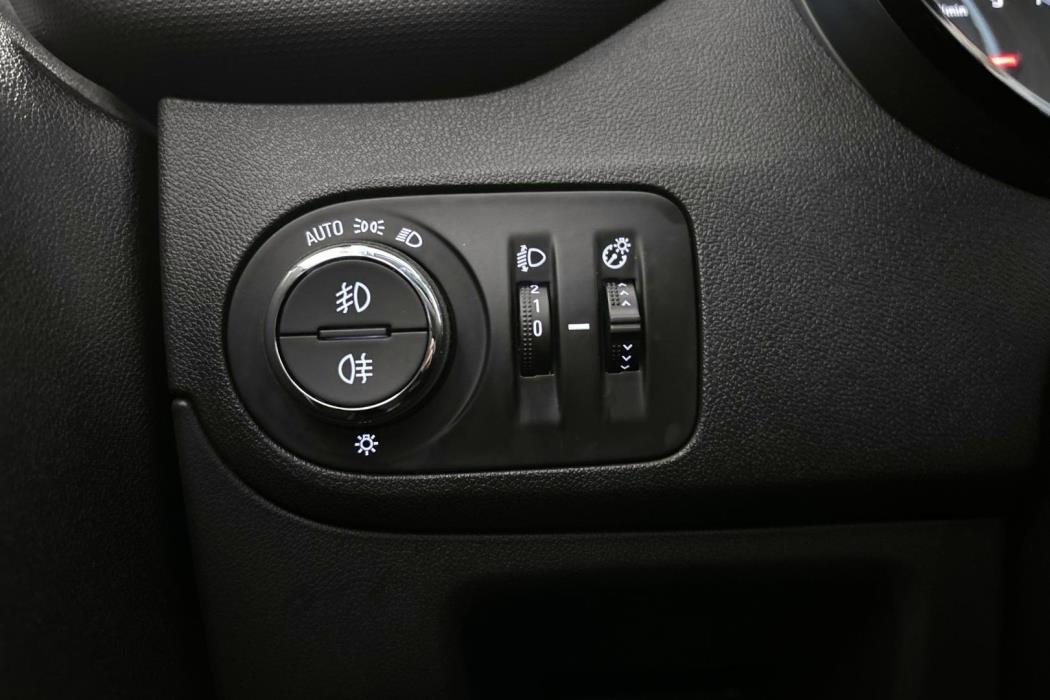 Opel Crossland X 2017