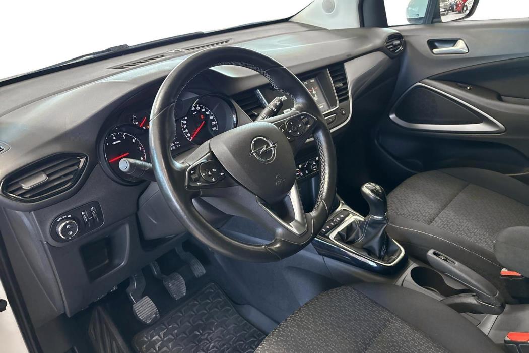 Opel Crossland X 2017