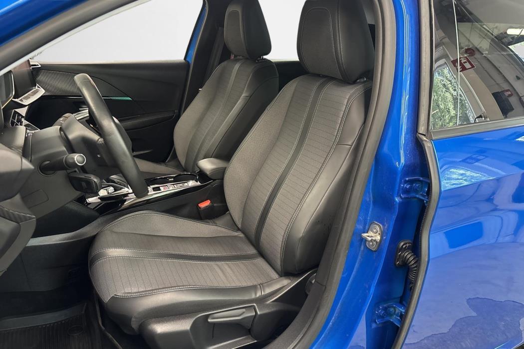 Peugeot e-208 2021