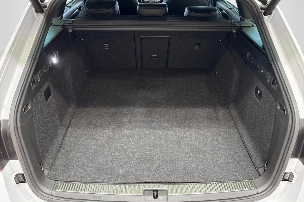 SKODA SUPERB 2020