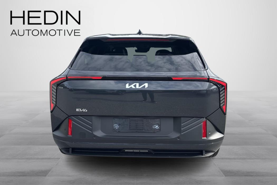 KIA EV4 2026