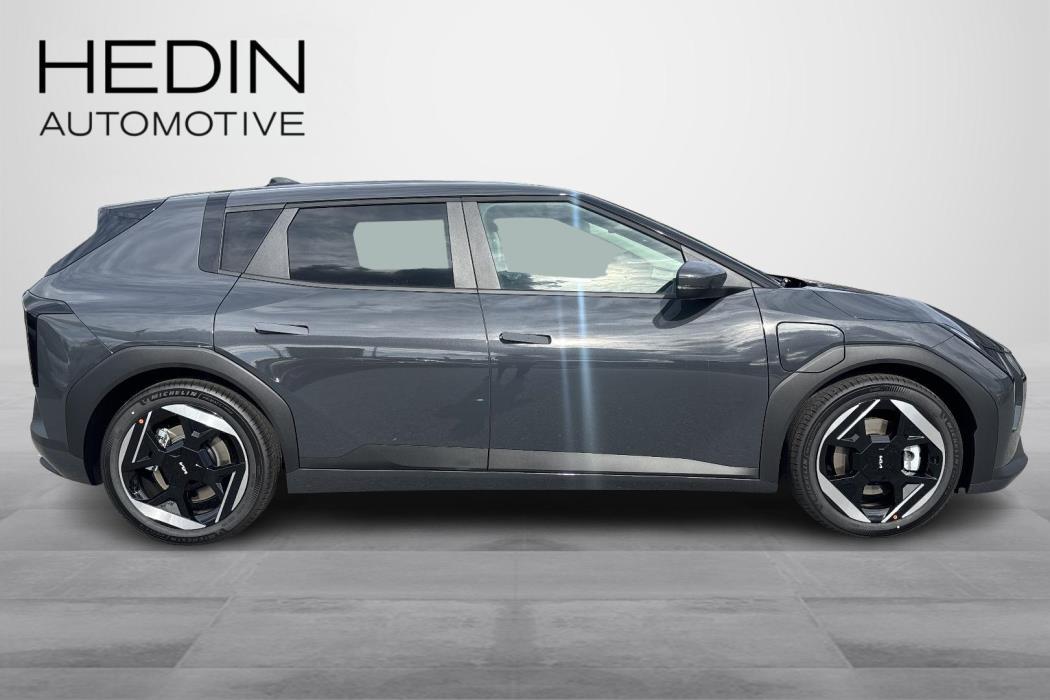 KIA EV4 2026