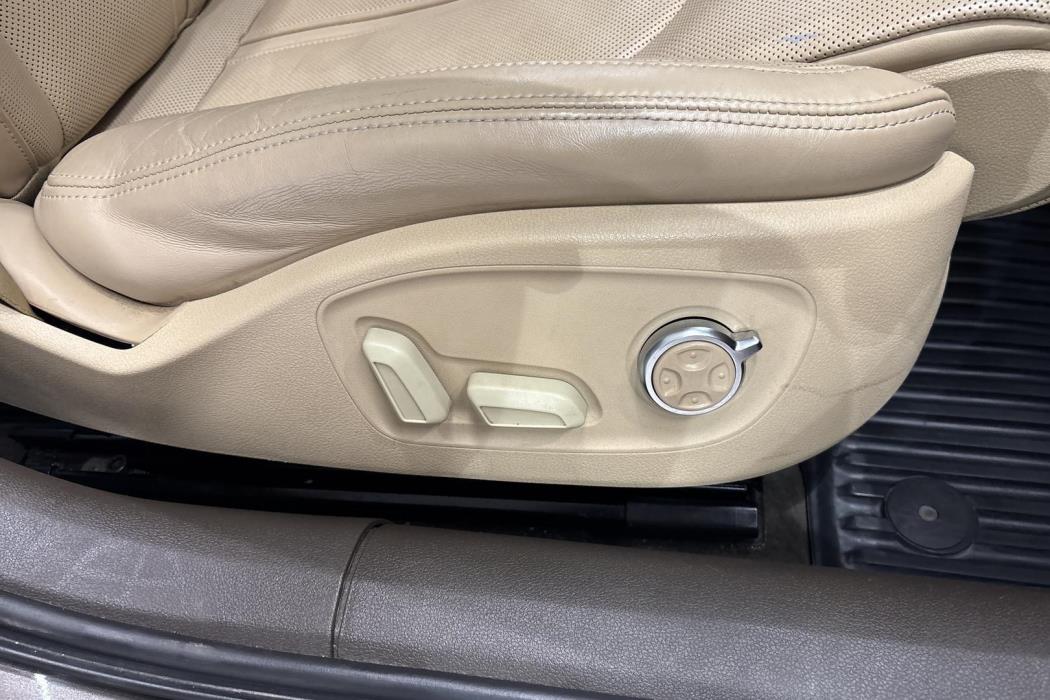 Audi A6 2012