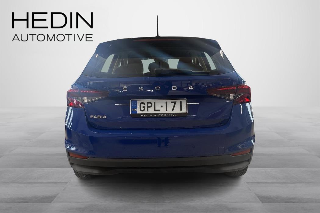 SKODA FABIA 2023