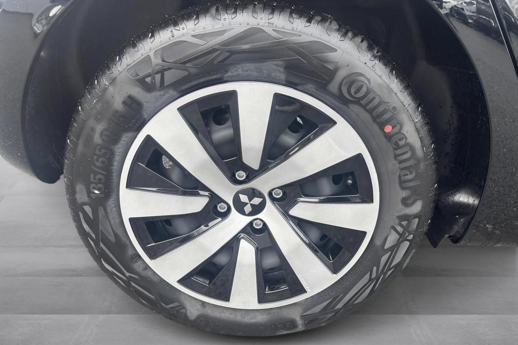 Mitsubishi Colt 2025