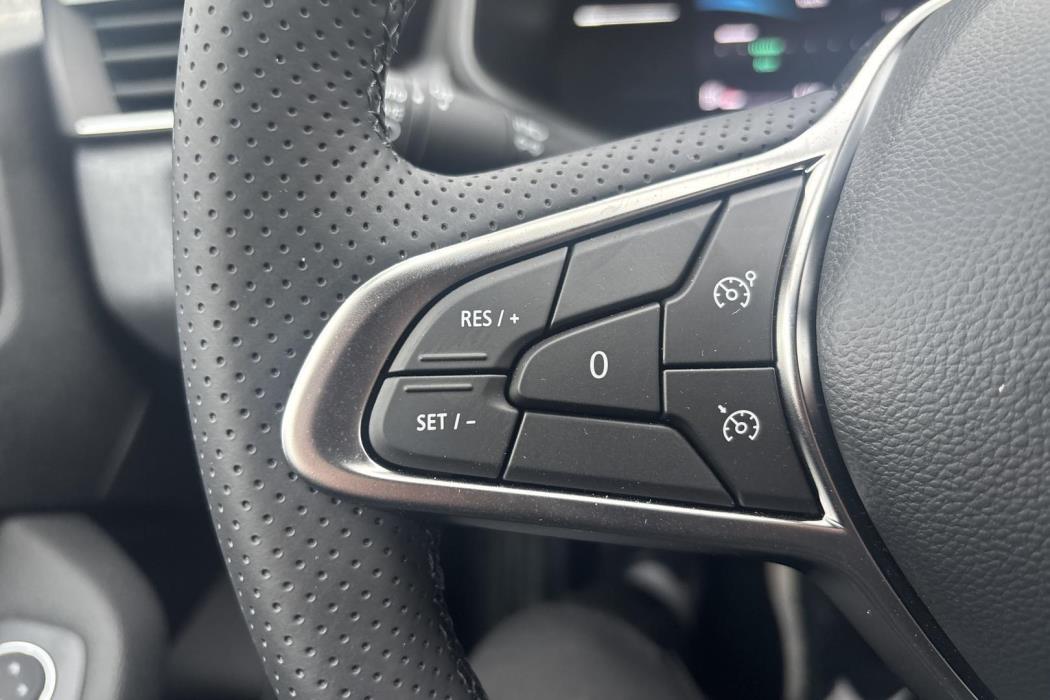 Mitsubishi Colt 2025