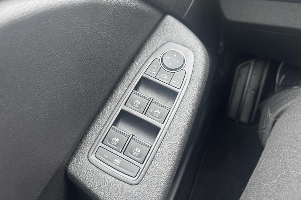 Mitsubishi Colt 2025