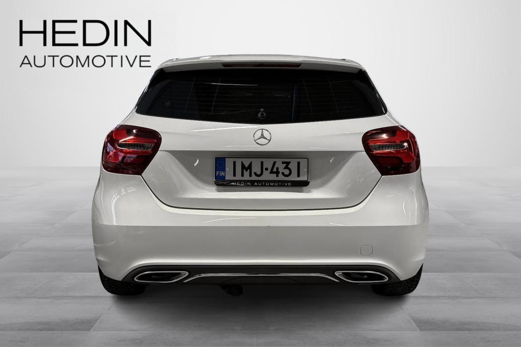 MERCEDES-BENZ A 2016