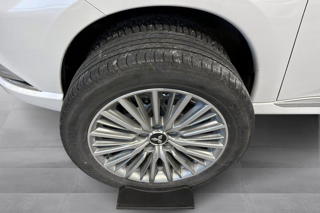 Mitsubishi Outlander PHEV 2021