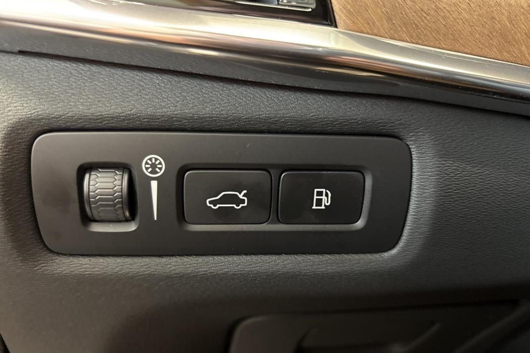 VOLVO V90 2020