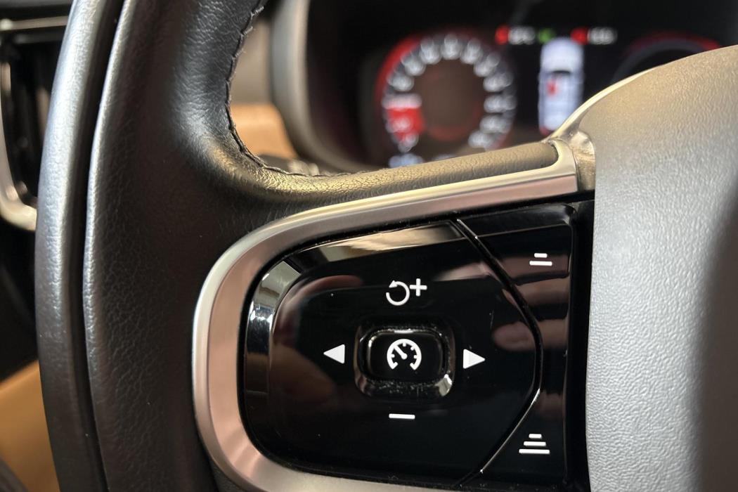 VOLVO V90 2020