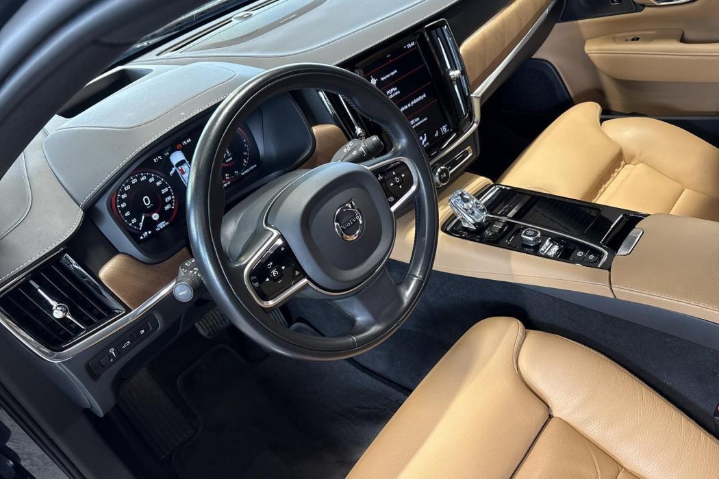 VOLVO V90 2020