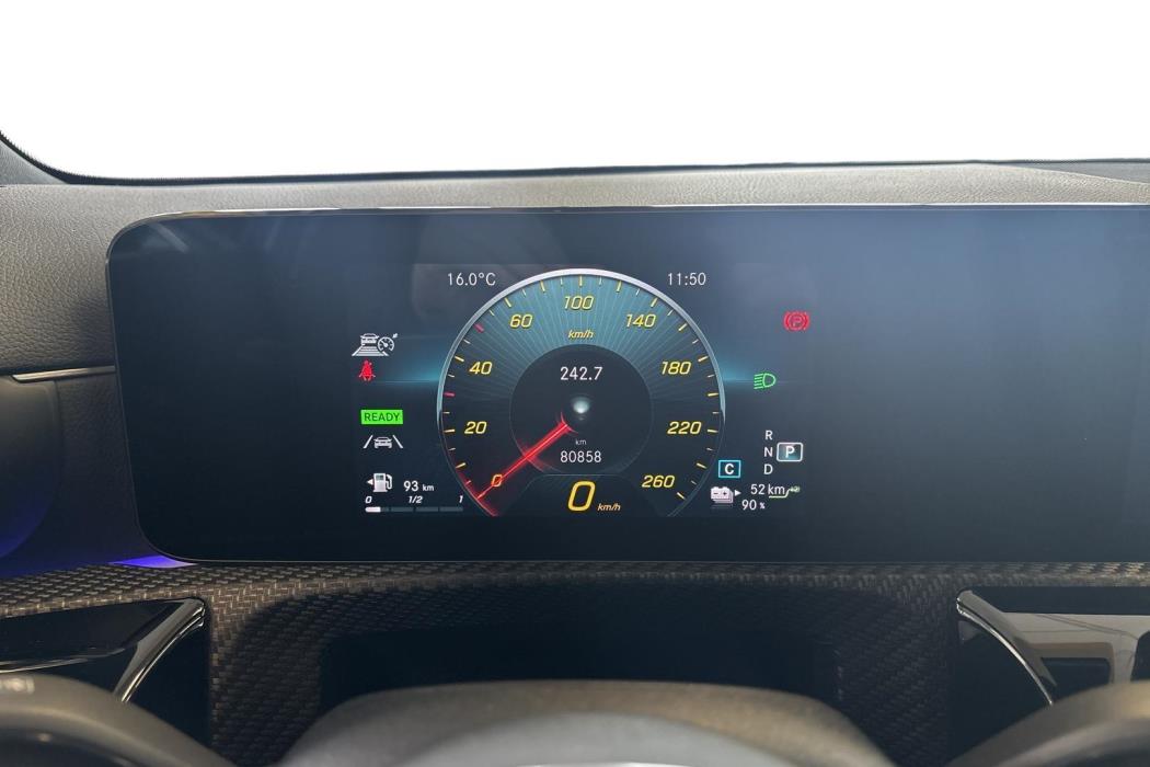 MERCEDES-BENZ A 2021