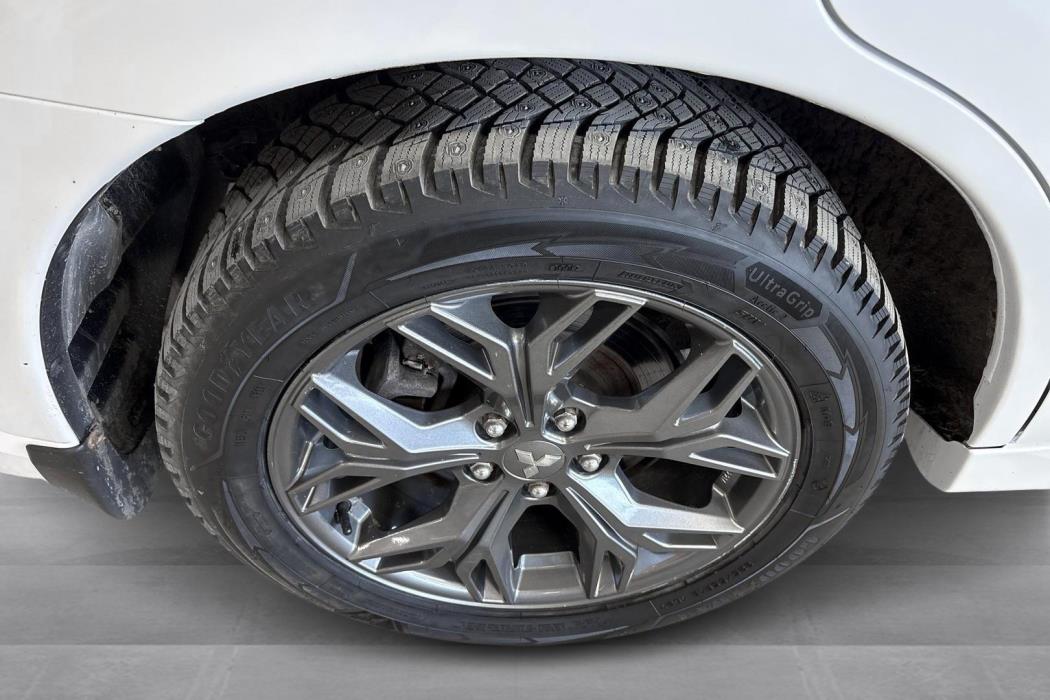 Mitsubishi Outlander PHEV 2020