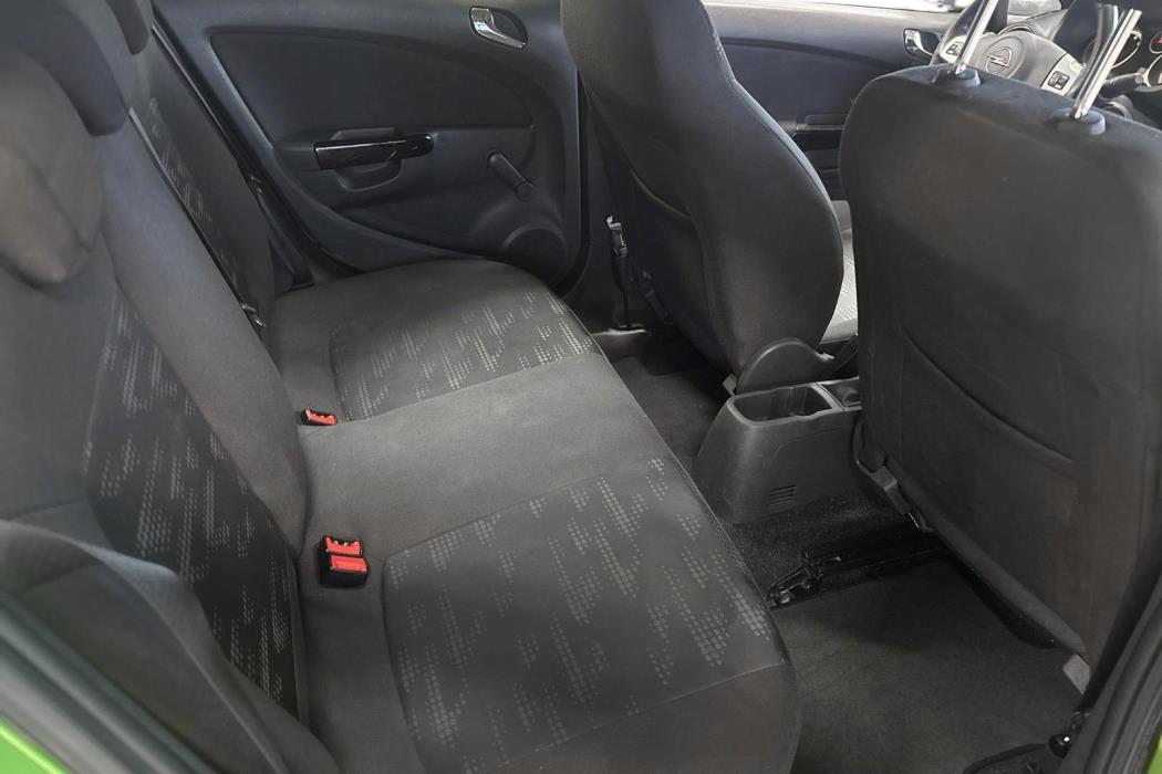OPEL CORSA 2012