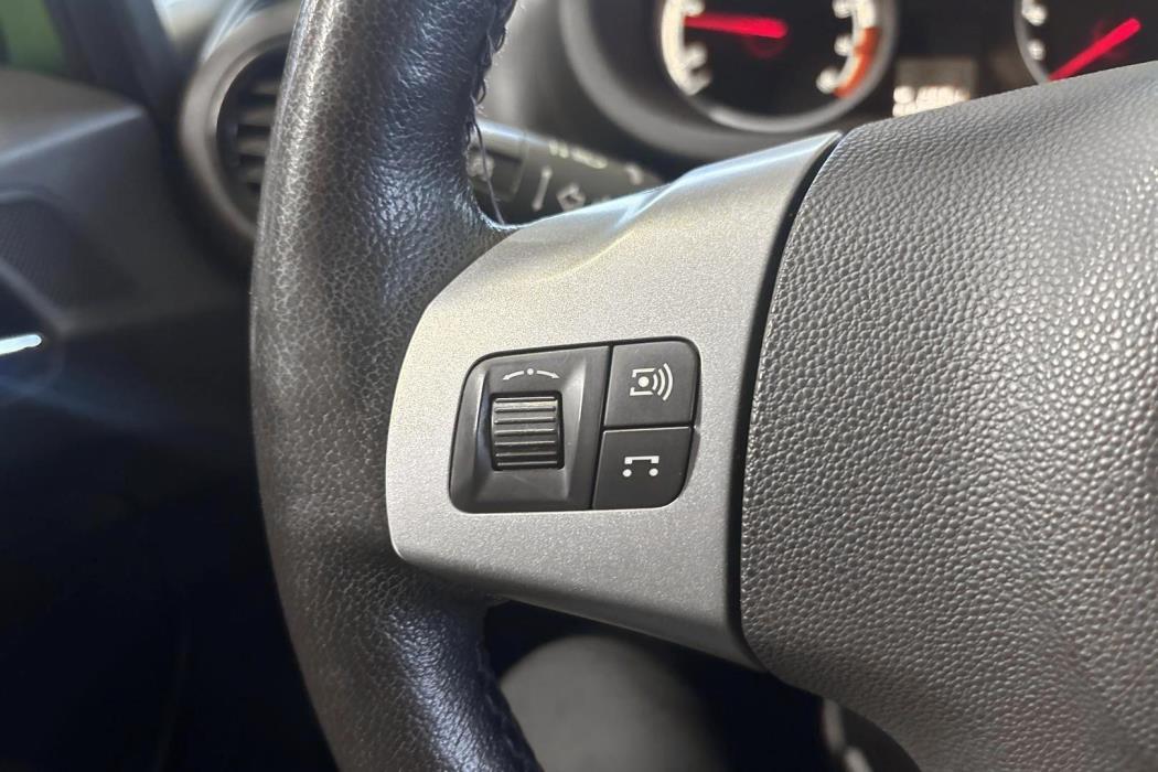 OPEL CORSA 2012