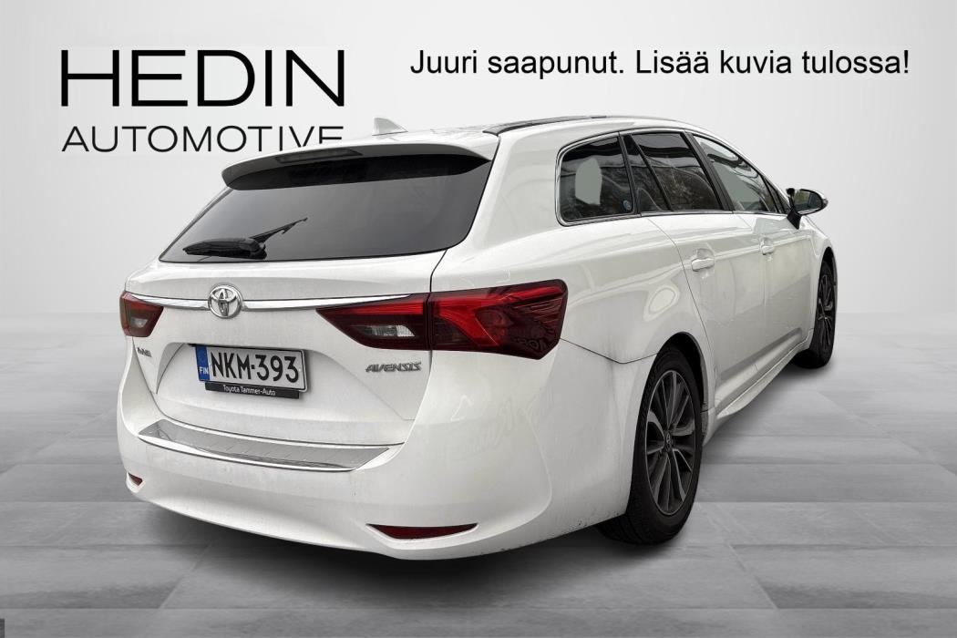 Toyota Avensis 2016