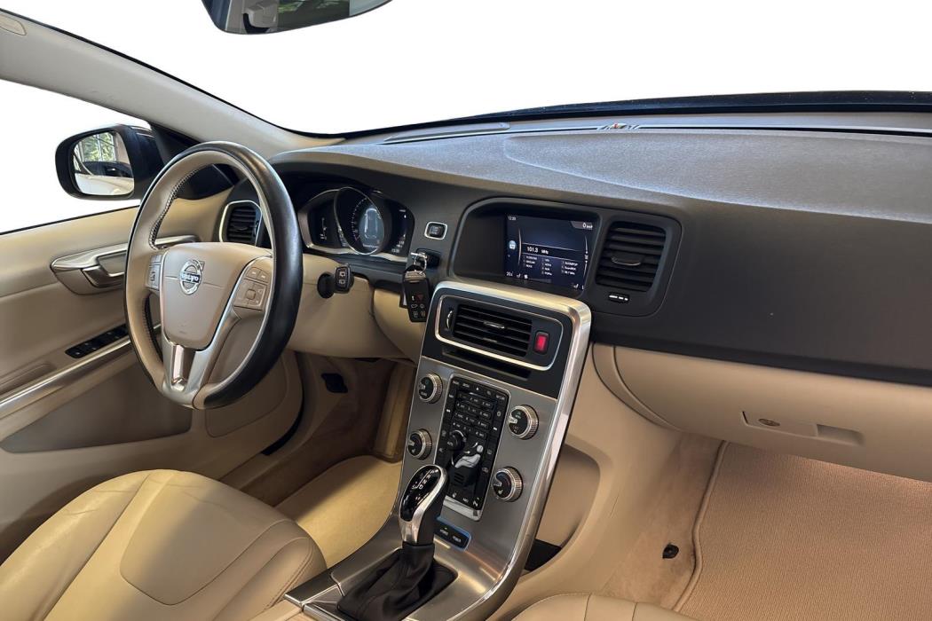 Volvo V60 2018