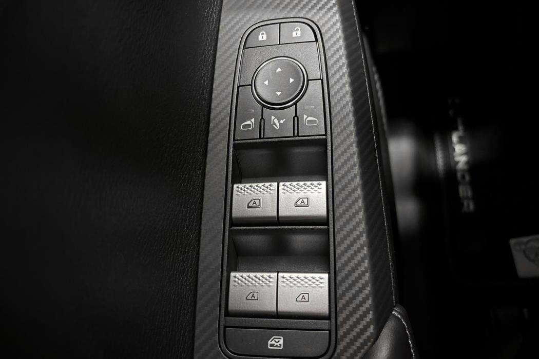 Mitsubishi Outlander 2026