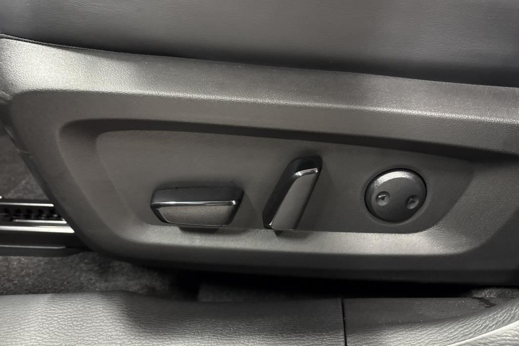 Mitsubishi Outlander 2026