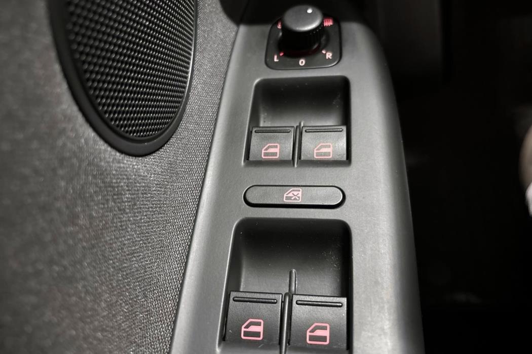 Volkswagen Golf Plus 2012