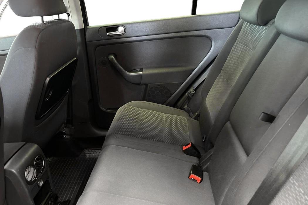 Volkswagen Golf Plus 2012