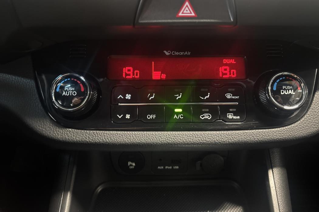 KIA SPORTAGE 2011
