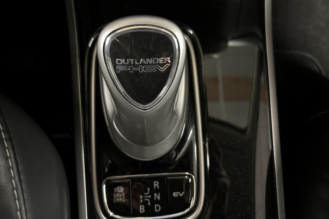 MITSUBISHI Outlander PHEV 2021