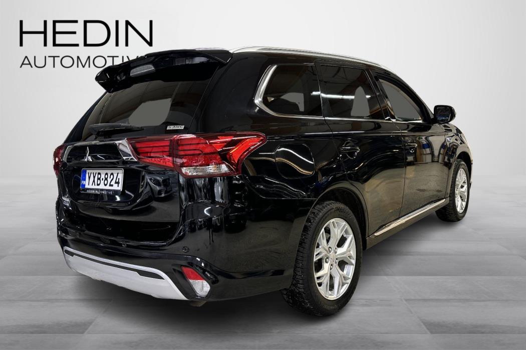 MITSUBISHI Outlander PHEV 2021