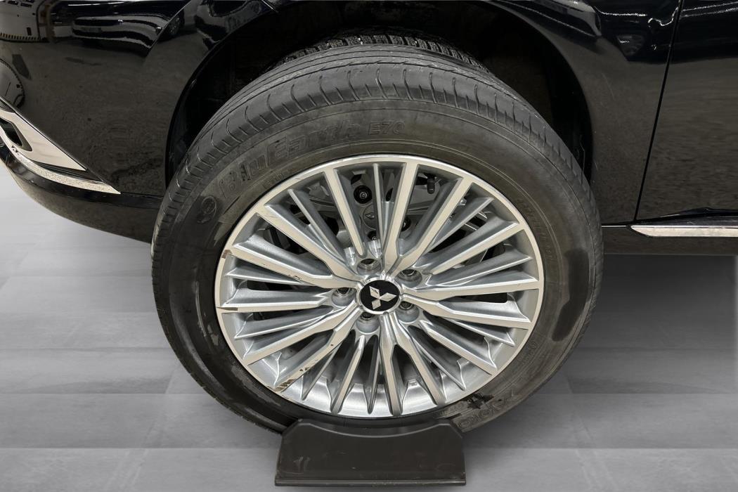 MITSUBISHI Outlander PHEV 2021