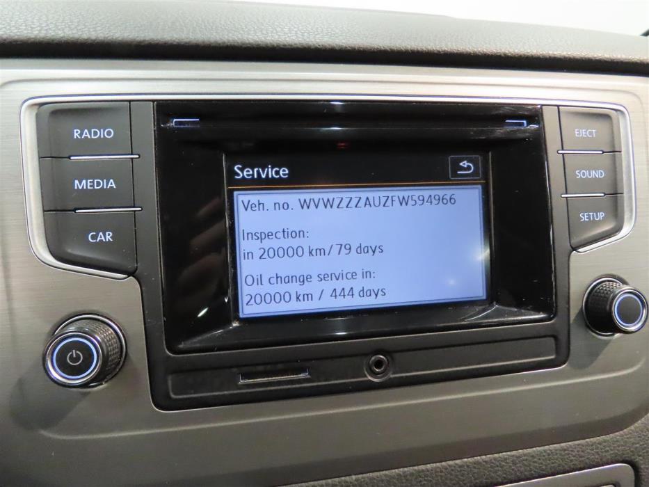 VOLKSWAGEN Golf Sportsvan 2015