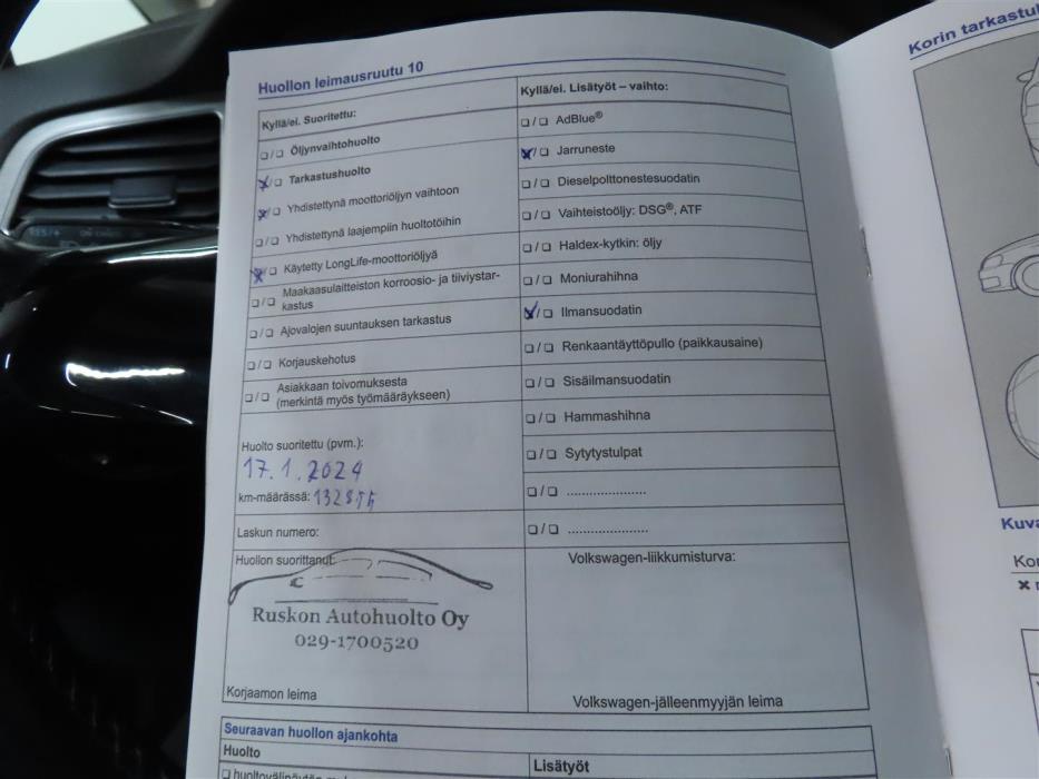 VOLKSWAGEN Golf Sportsvan 2015