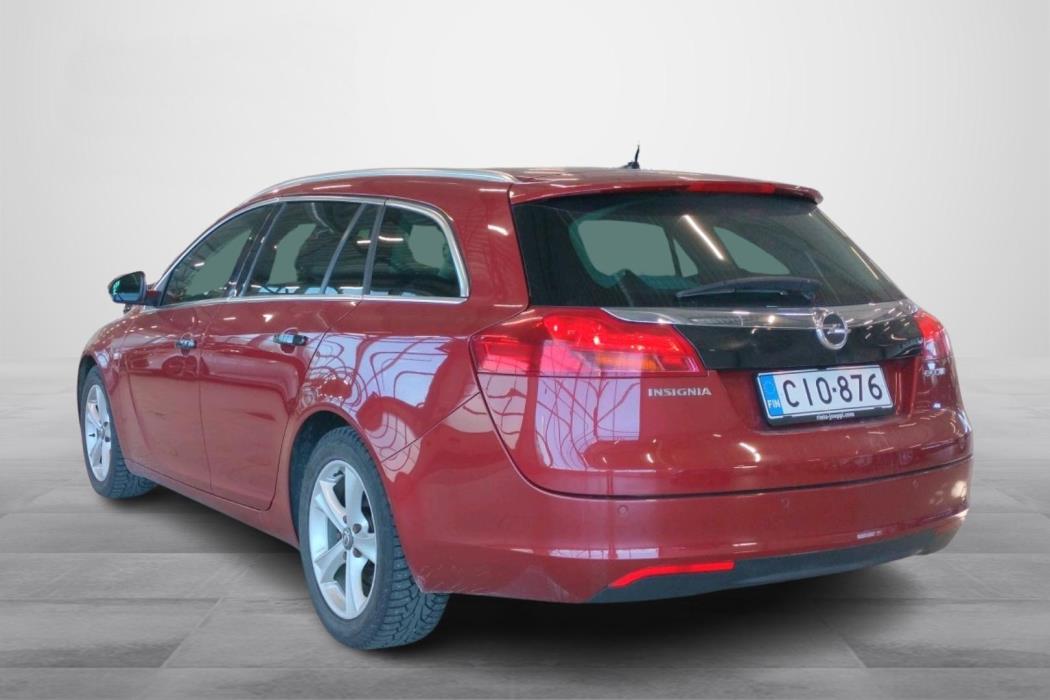 OPEL INSIGNIA 2012