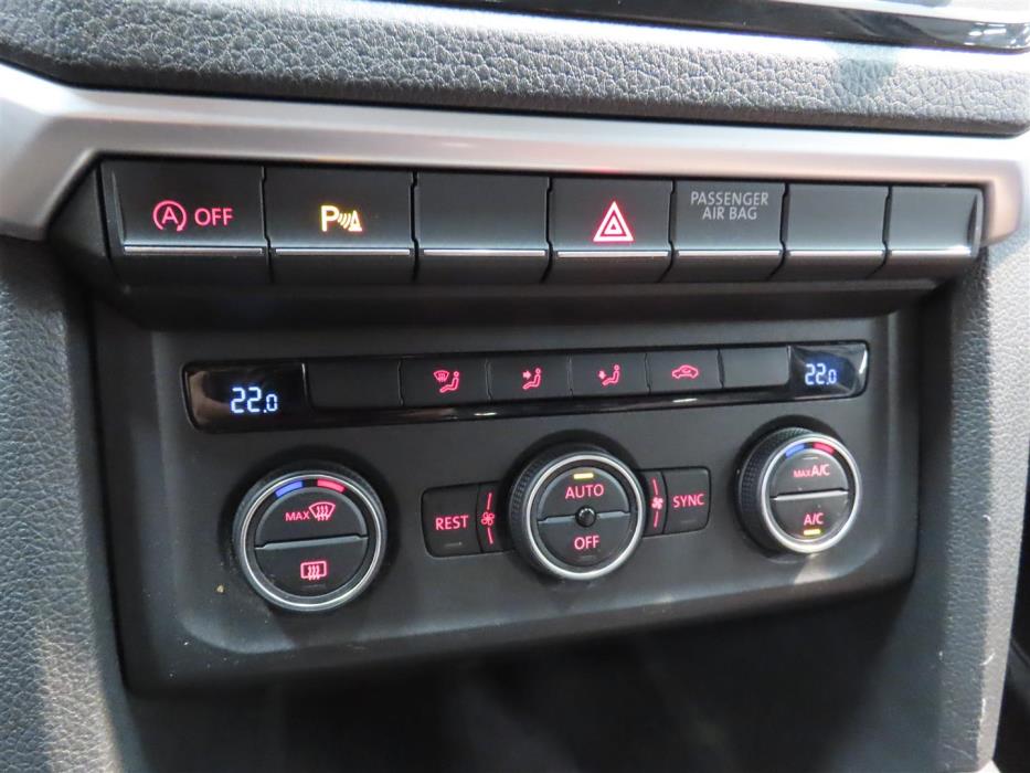 VOLKSWAGEN Amarok 2020