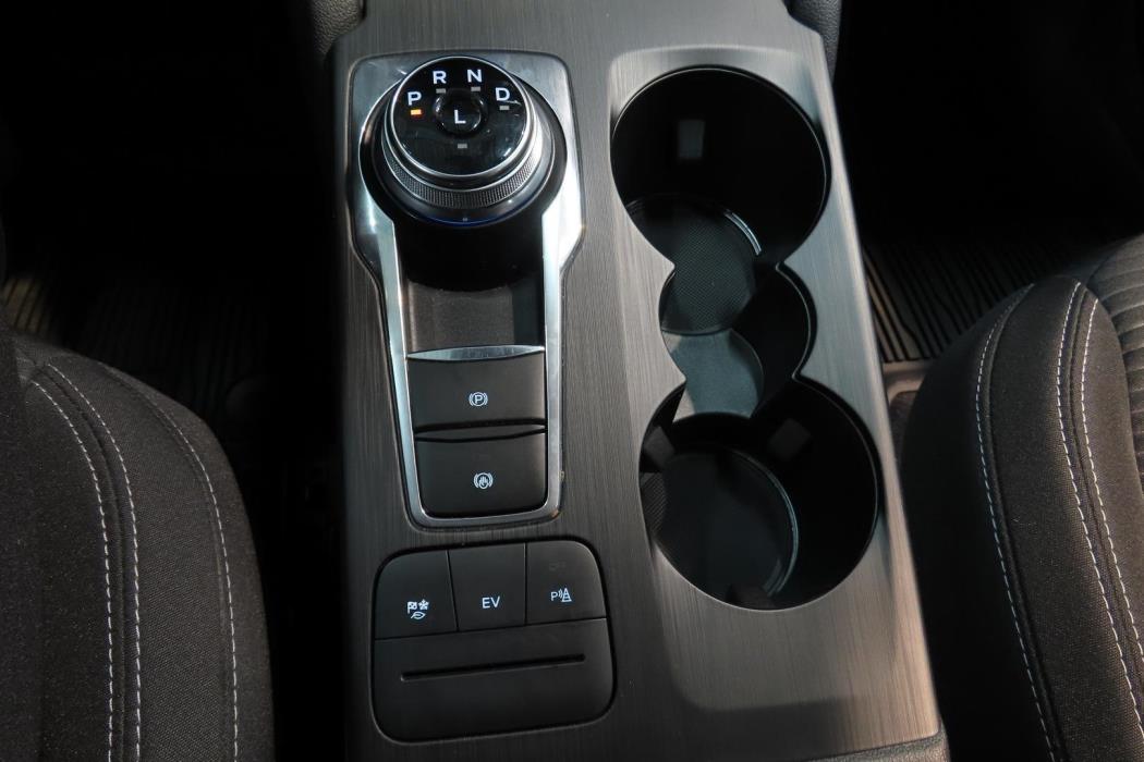 FORD Kuga 2021