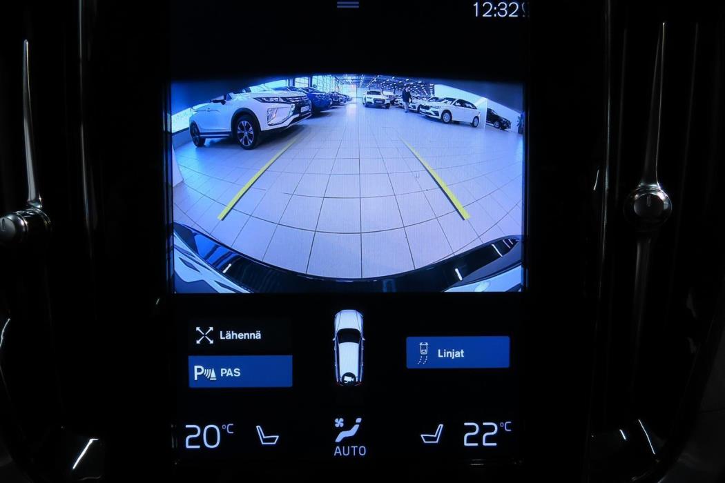 Volvo V60 2022