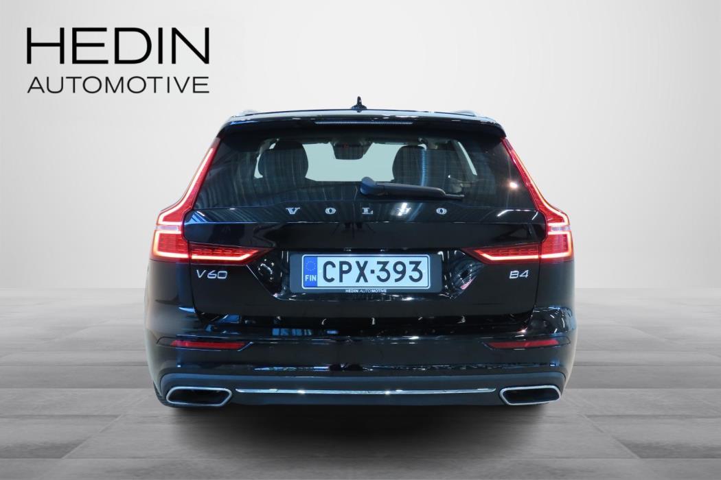 Volvo V60 2022