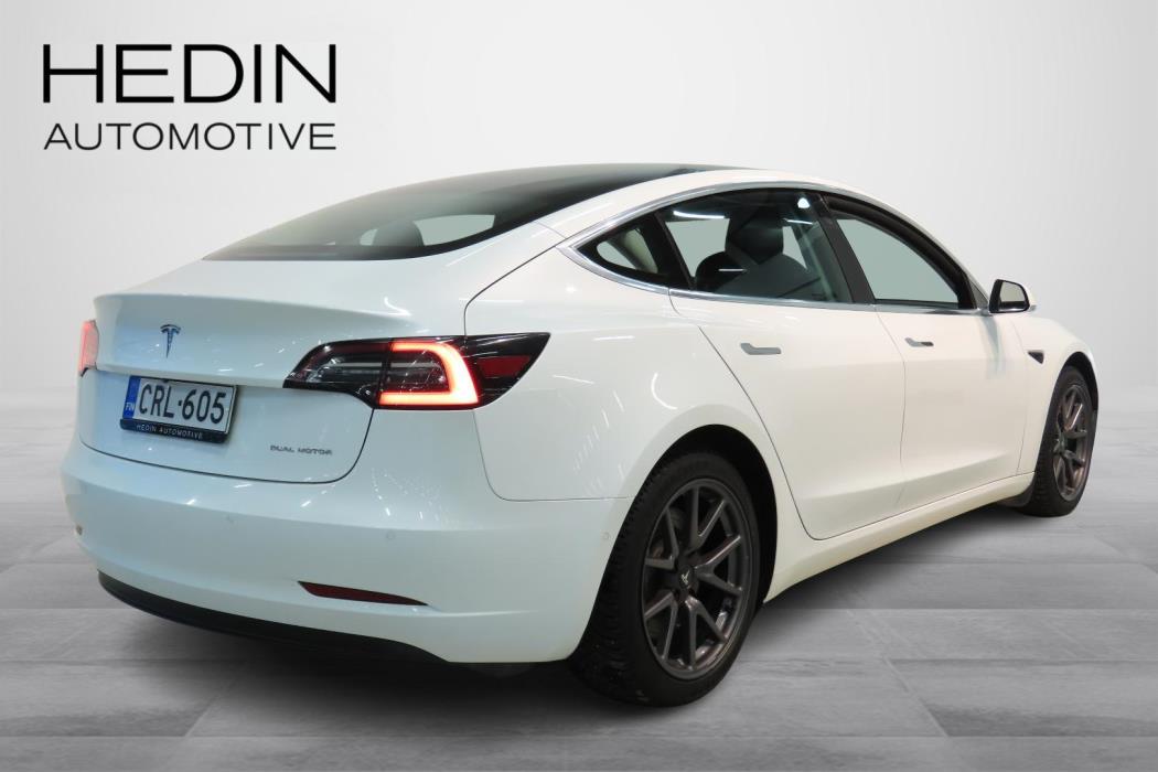 Tesla Model 3 2019
