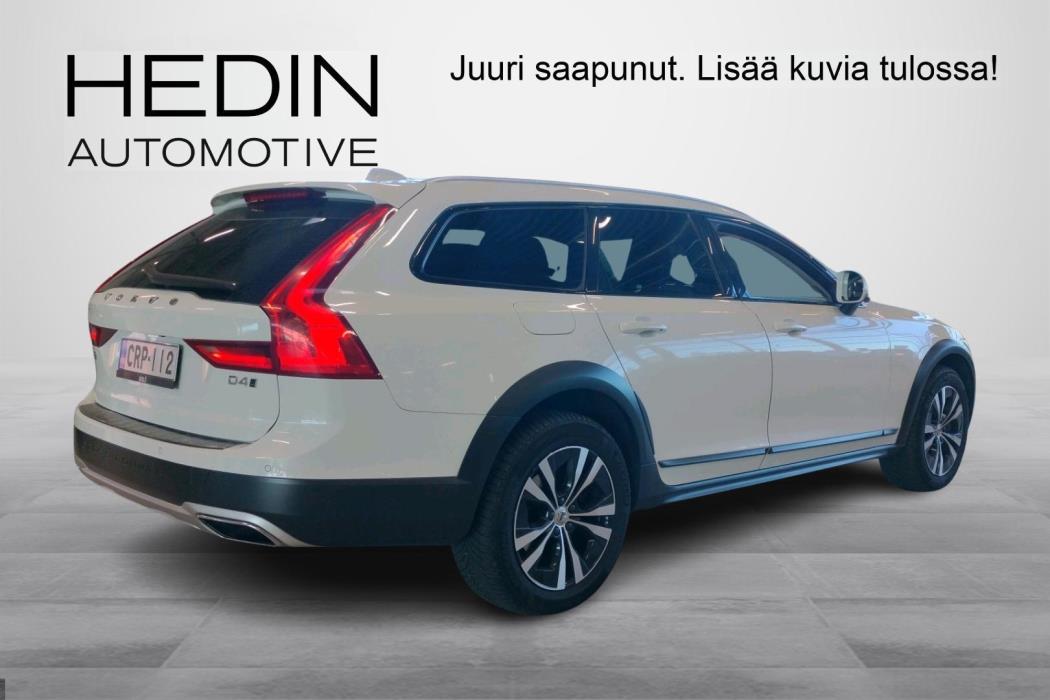 Volvo V90 Cross Country 2020