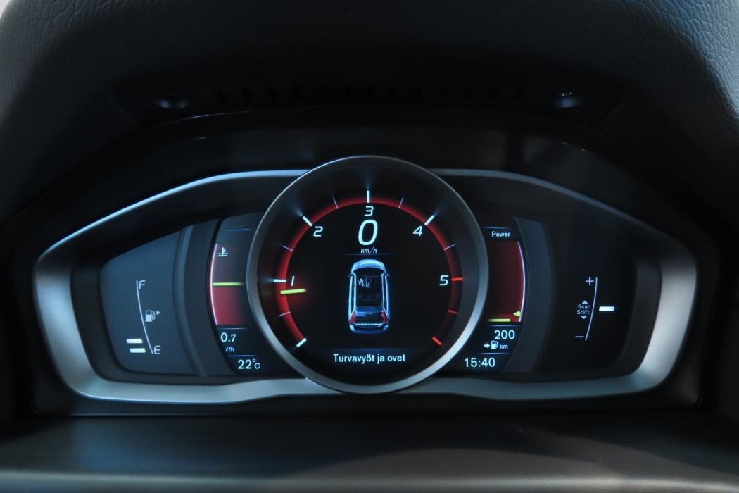 Volvo V70 2015