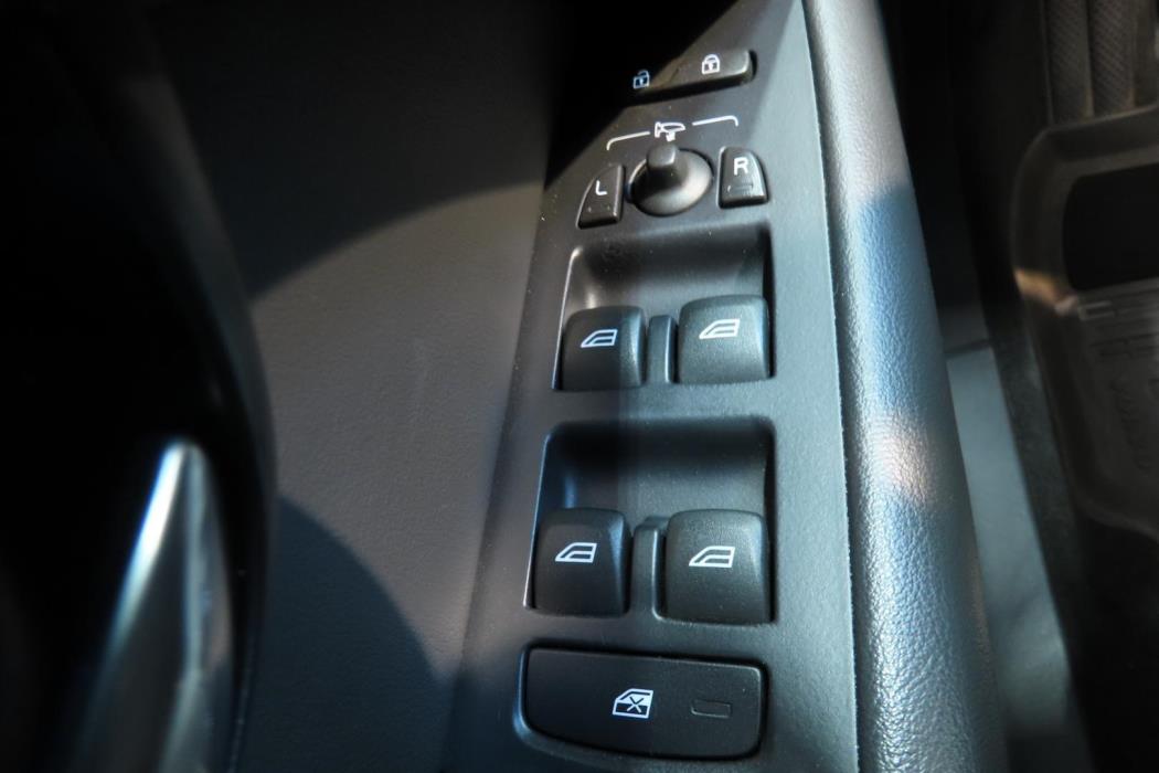 Volvo V70 2015