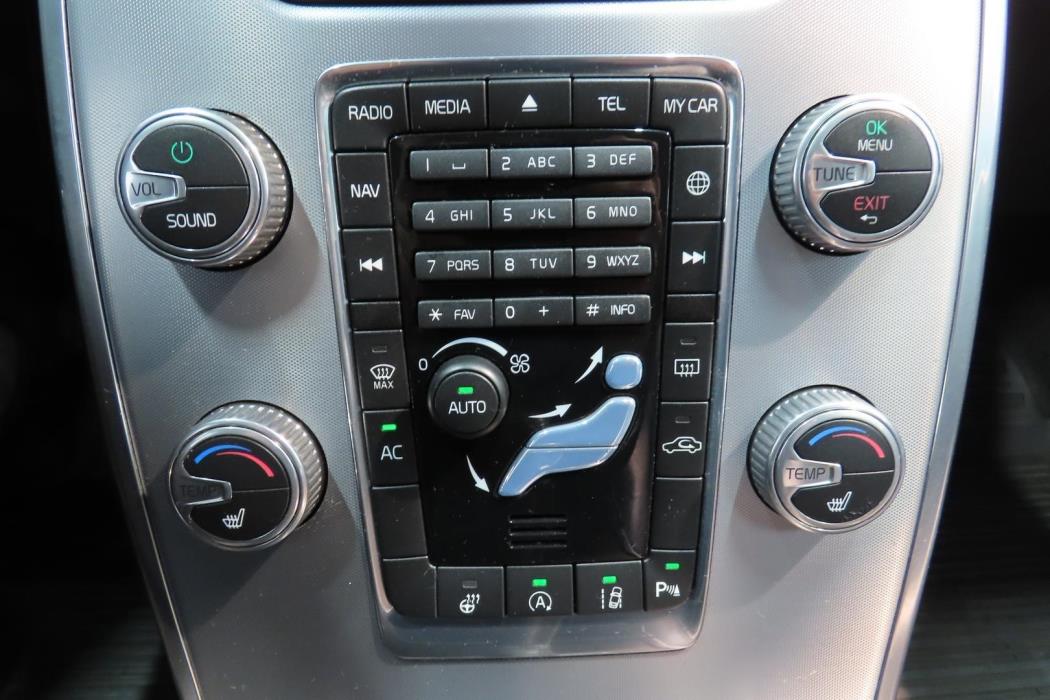 Volvo V70 2015