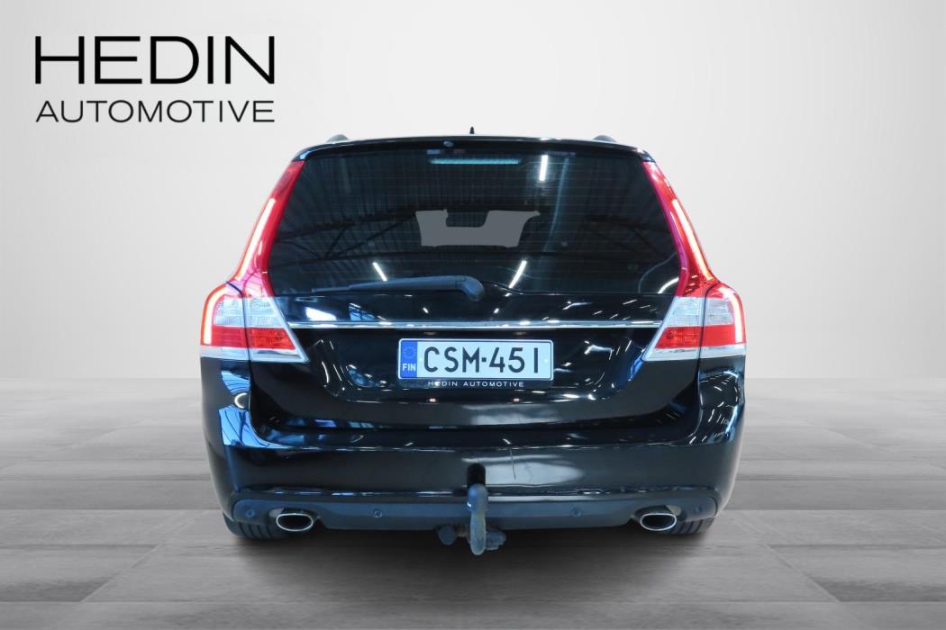 Volvo V70 2015