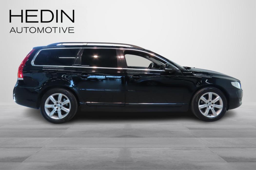 Volvo V70 2015