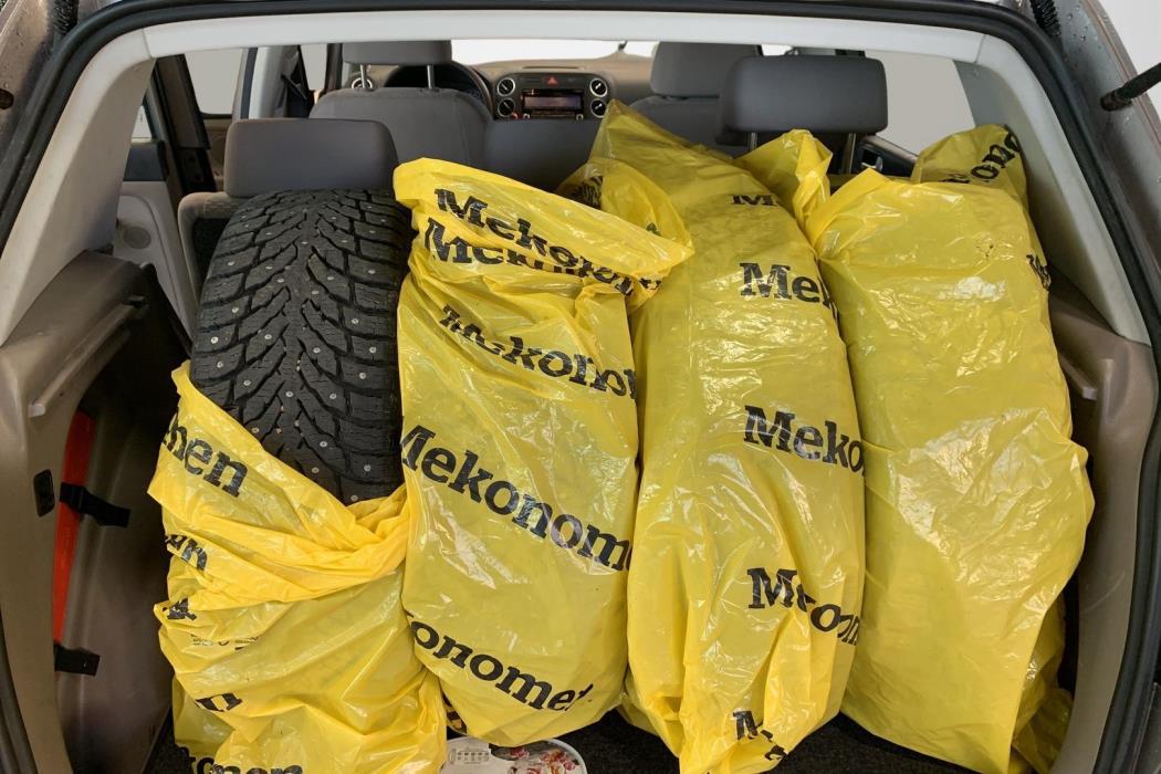 VOLKSWAGEN GOLF PLUS 2009