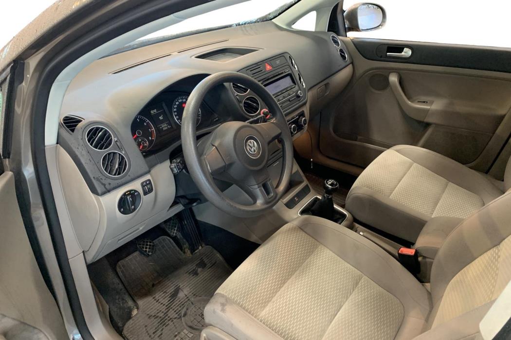 VOLKSWAGEN GOLF PLUS 2009