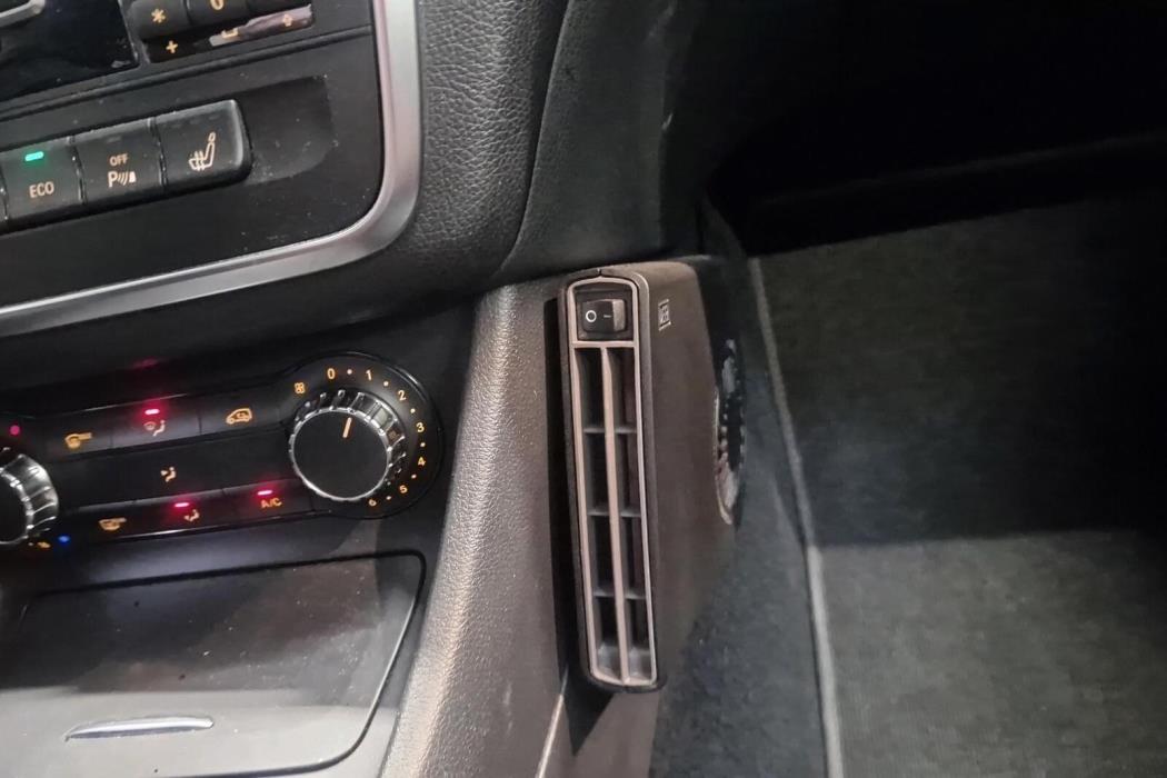 Mercedes-Benz CLA 2013