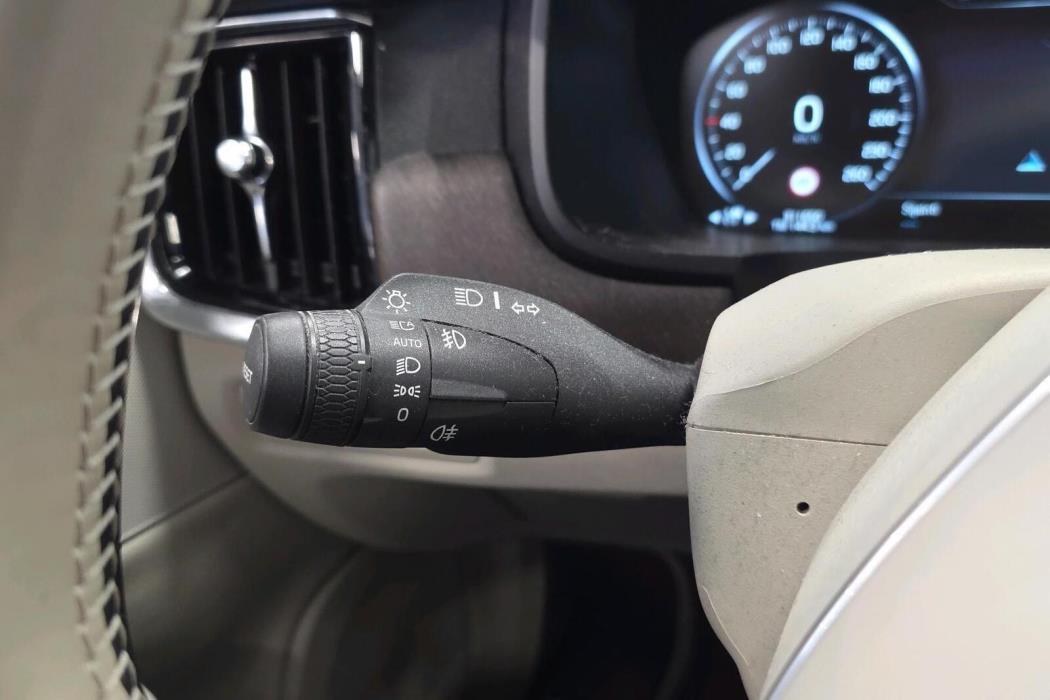 Volvo V90 Cross Country 2020