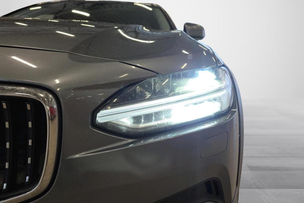 Volvo V90 Cross Country 2020