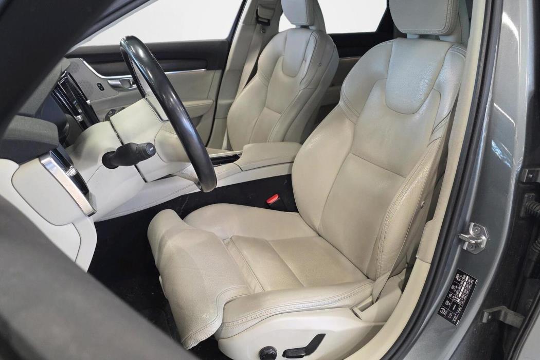 Volvo V90 Cross Country 2020